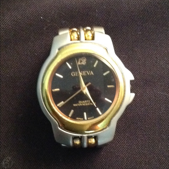 Vintage Geneva Gold & Silver Quartz Dress Watch - Picture 5 of 7